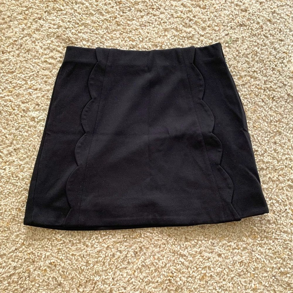 Cute black skirt